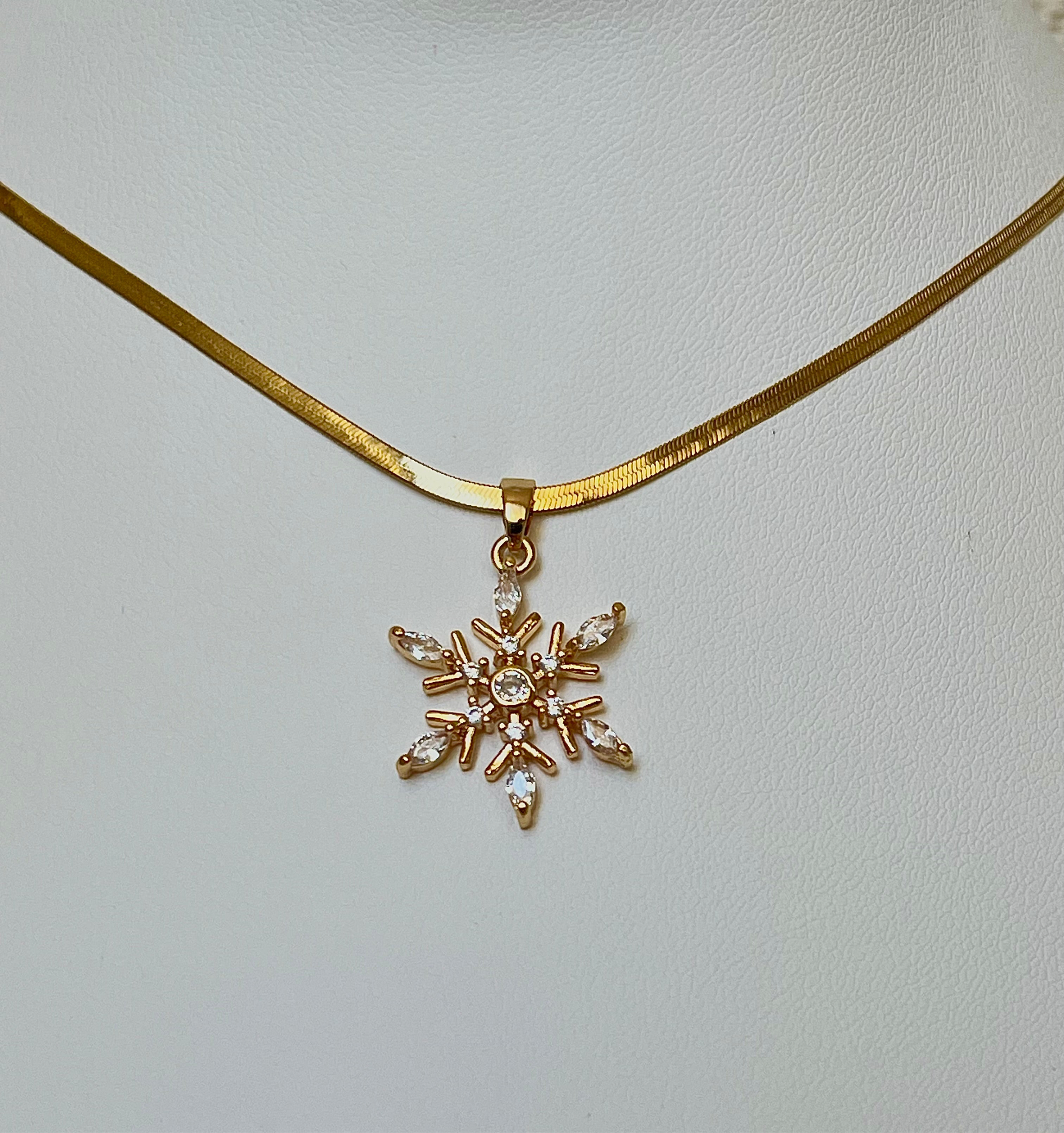 Crystal Snowflake Halskette