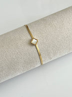 Shell Flower Armband