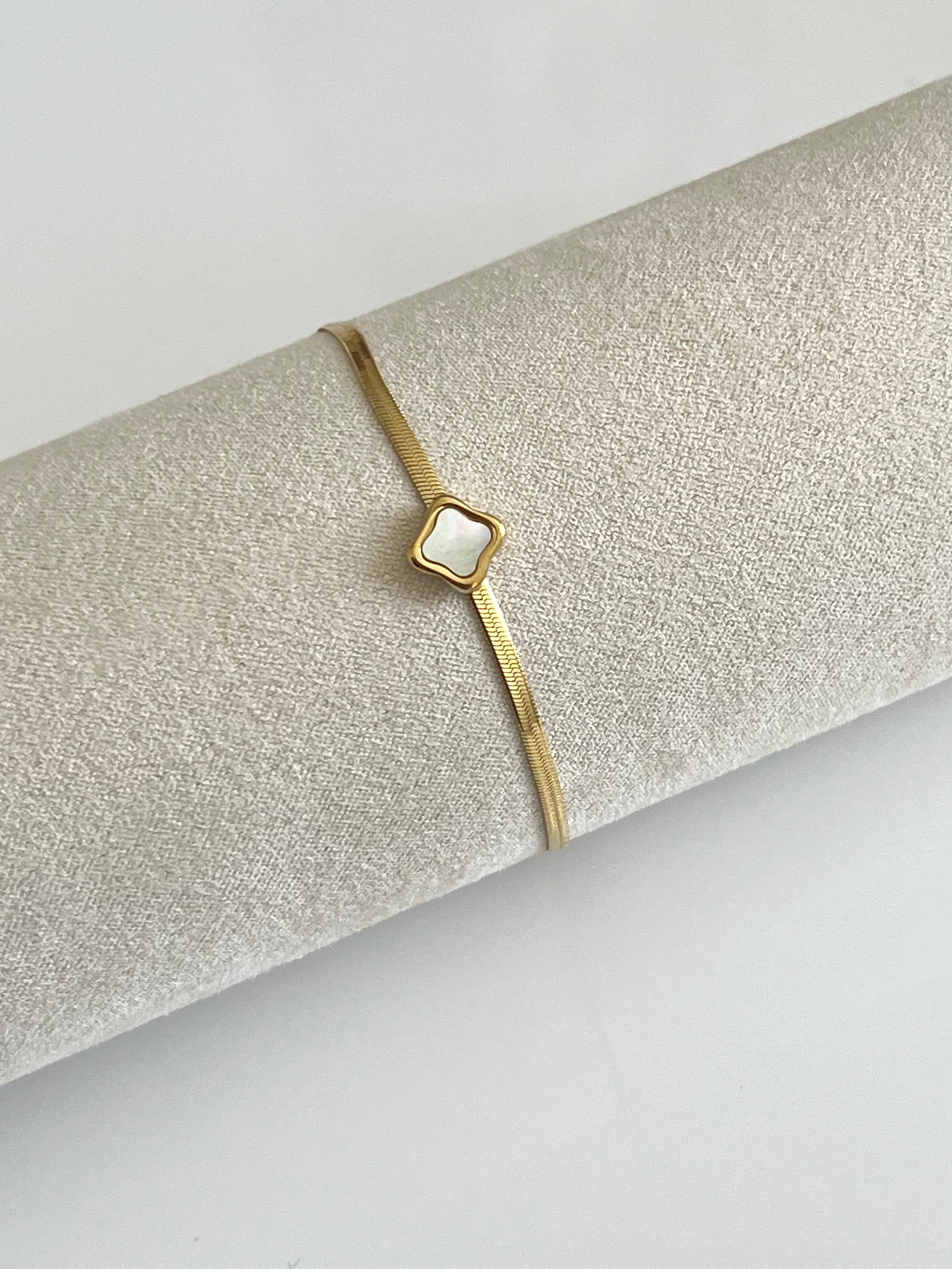 Shell Flower Armband