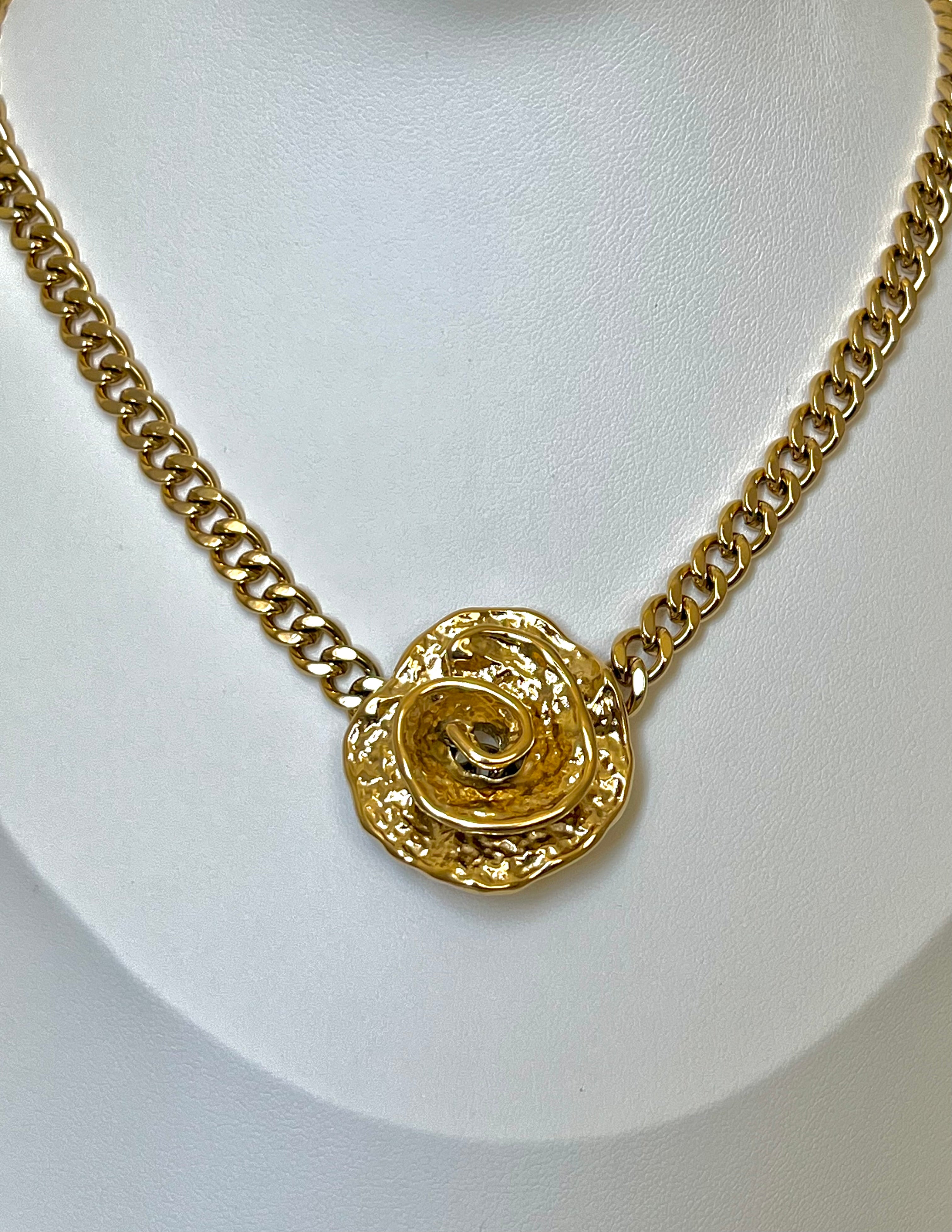 Elegant Blume Halskette