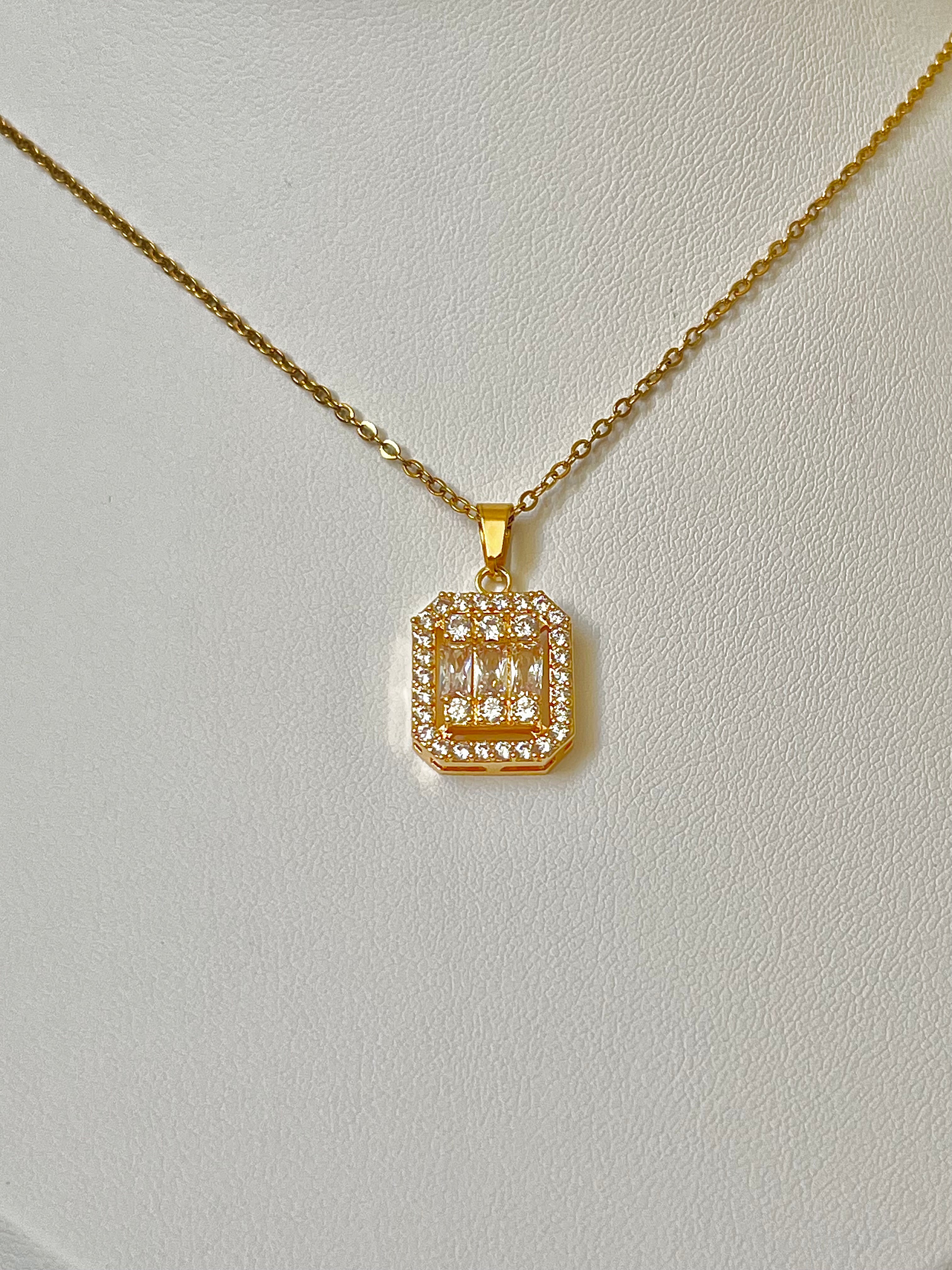 Minimalist Baguette Halskette